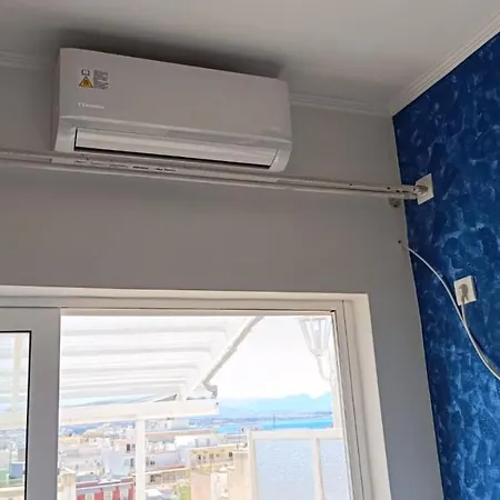 Eleni Penthouse *