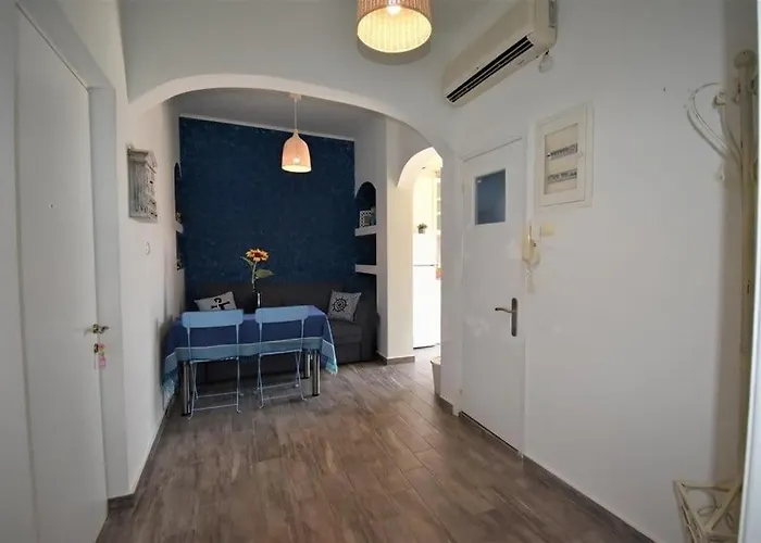 Eleni Penthouse Apartmán *